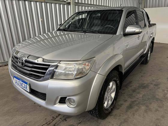 TOYOTA HILUX 2.7 SRV 4X4 CD 16V FLEX 4P AUTOMÁTICO